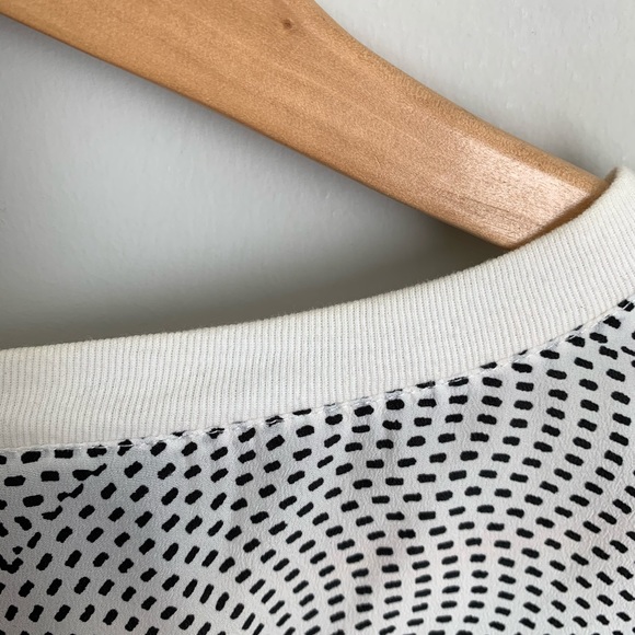 MONKI black dot circle white tank top - Picture 6 of 9